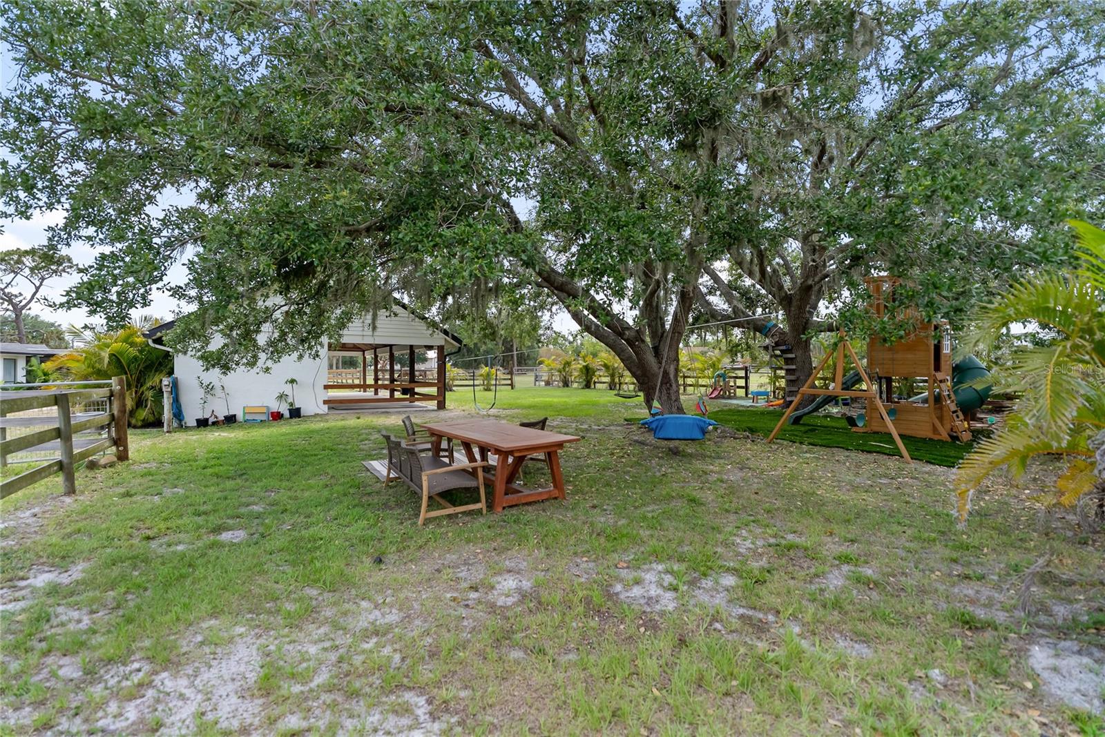 3810 HIDDEN RIVER RD, SARASOTA, FL, 34240
