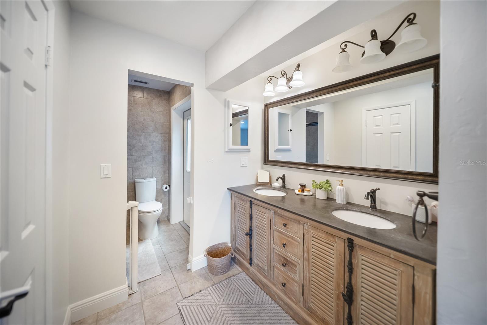 3810 HIDDEN RIVER RD, SARASOTA, FL, 34240