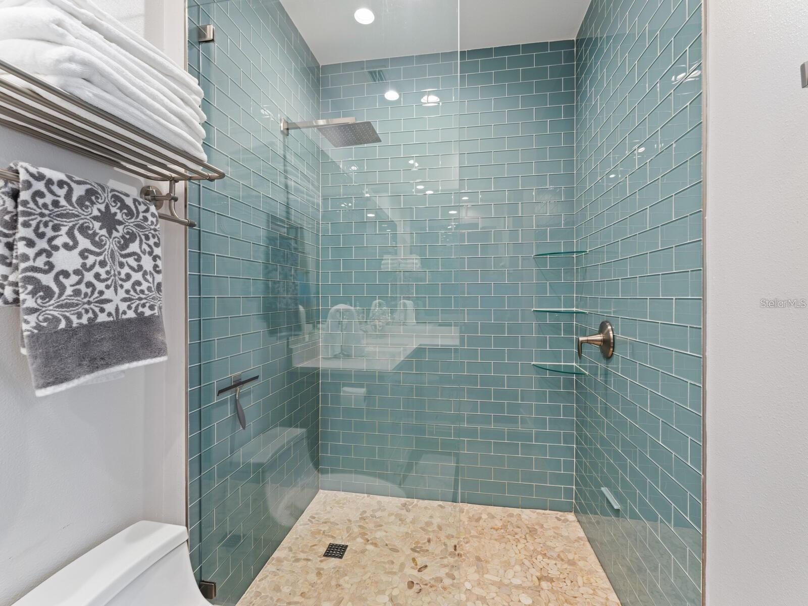 750 N TAMIAMI TRL #PH2, SARASOTA, FL, 34236