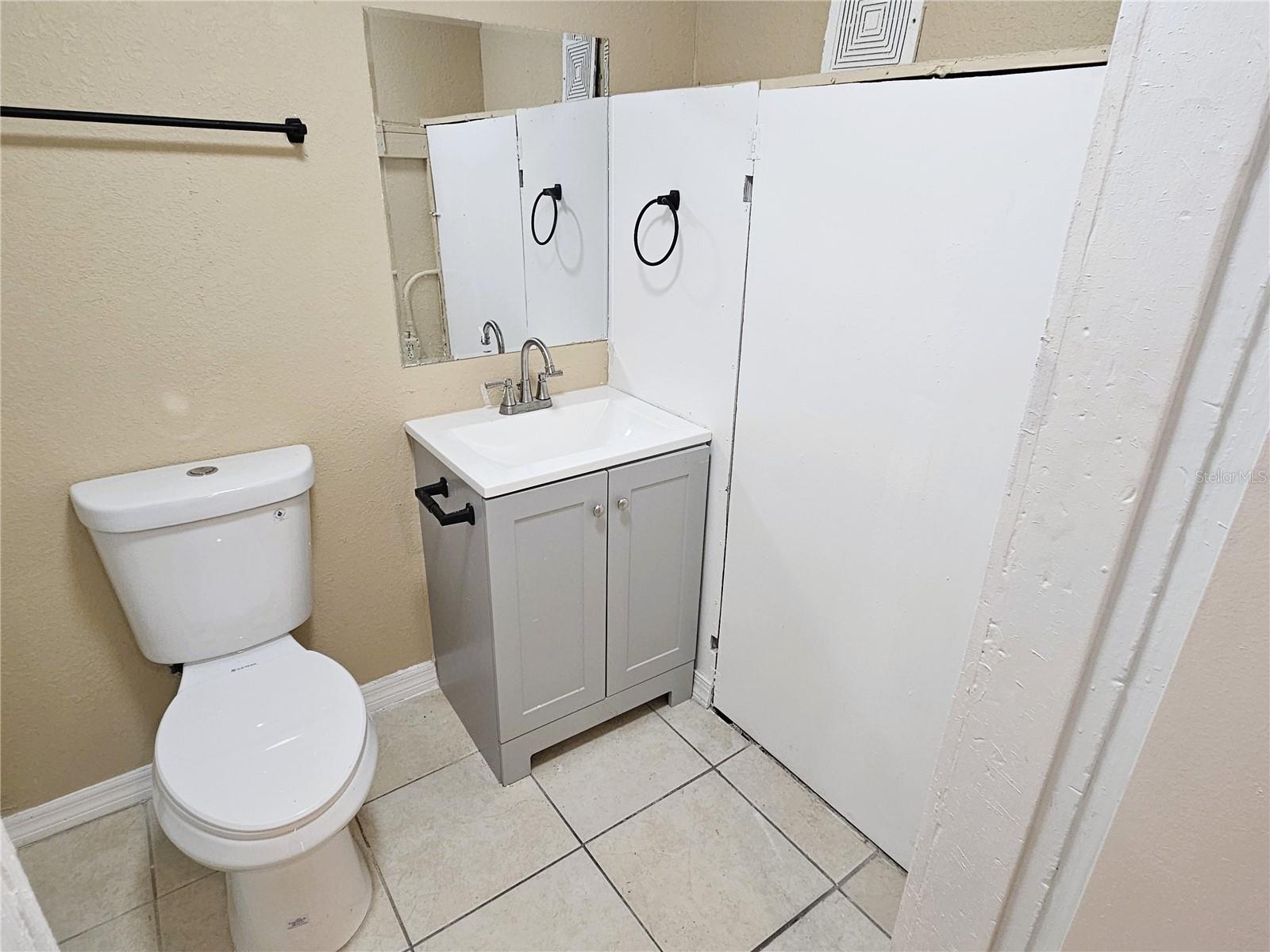 2221 E ANNIE ST, TAMPA, FL, 33612