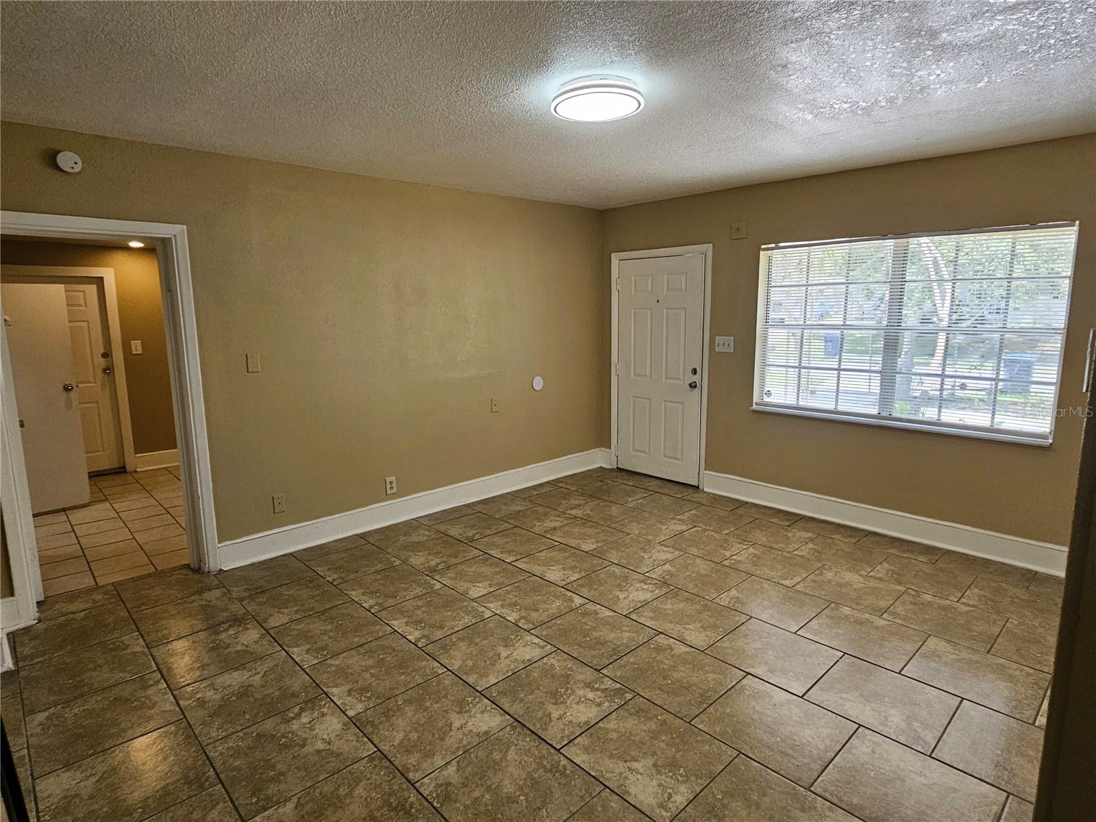 2221 E ANNIE ST, TAMPA, FL, 33612