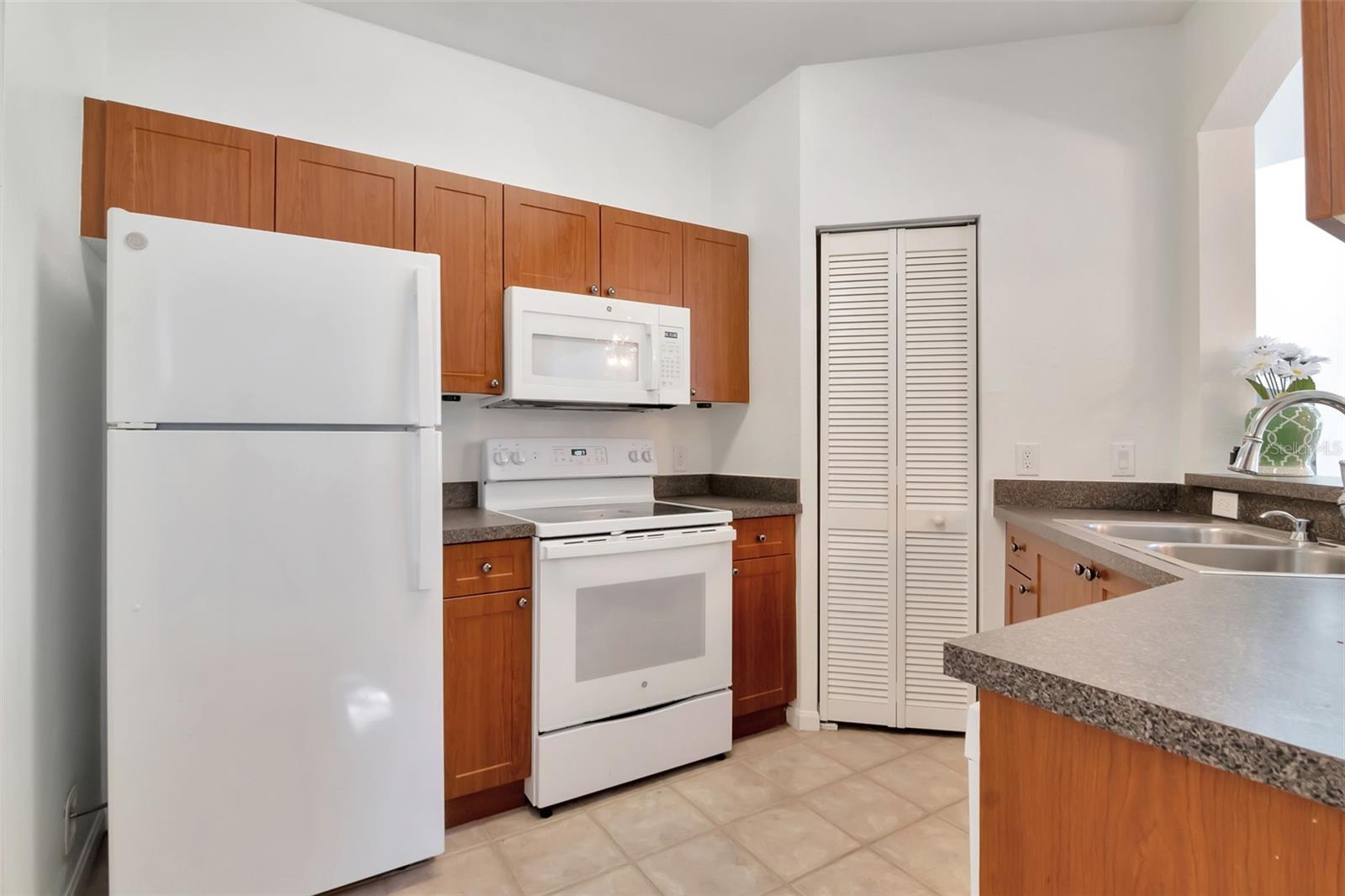 2173 TUSCANY TRCE #8, PALM HARBOR, FL, 34683