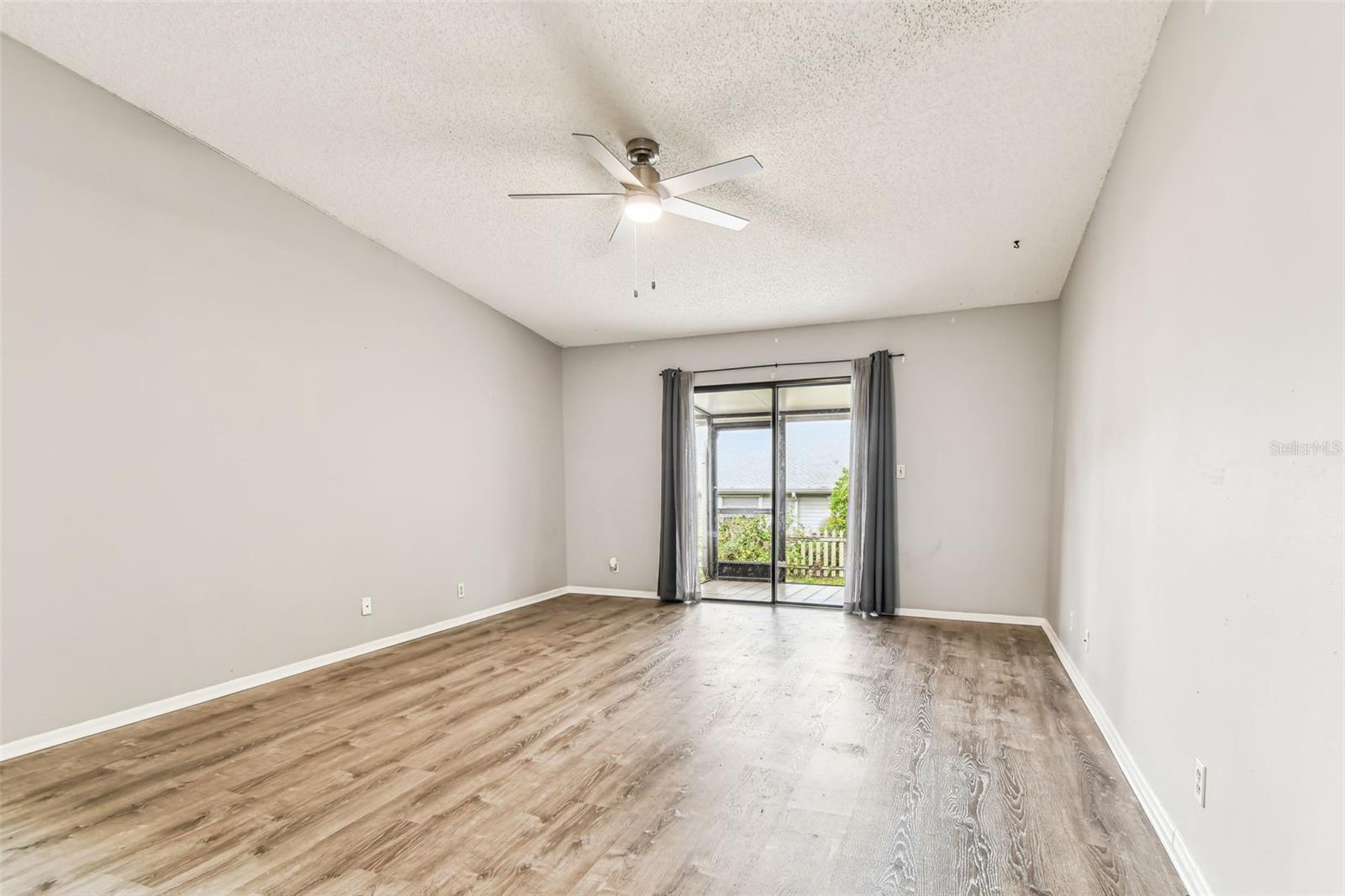 39650 US HIGHWAY 19 N #143, TARPON SPRINGS, FL, 34689