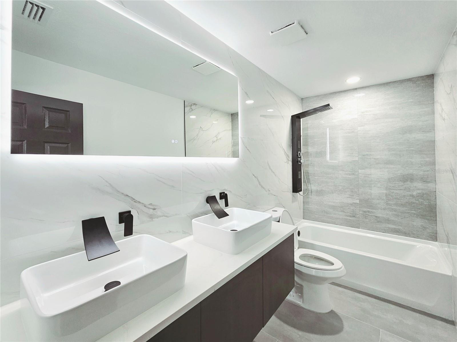 20295 LORENZO AVE, PORT CHARLOTTE, FL, 33952