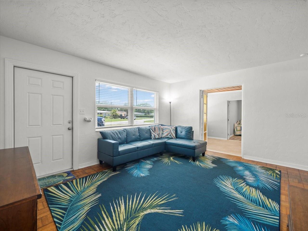 4005 W COACHMAN AVE, TAMPA, FL, 33611