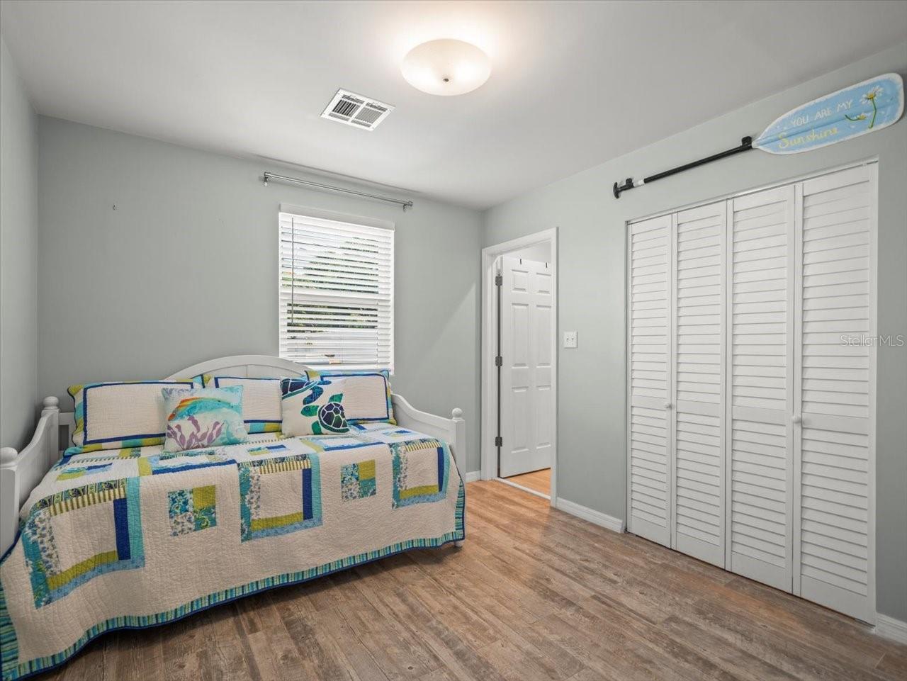 4005 W COACHMAN AVE, TAMPA, FL, 33611