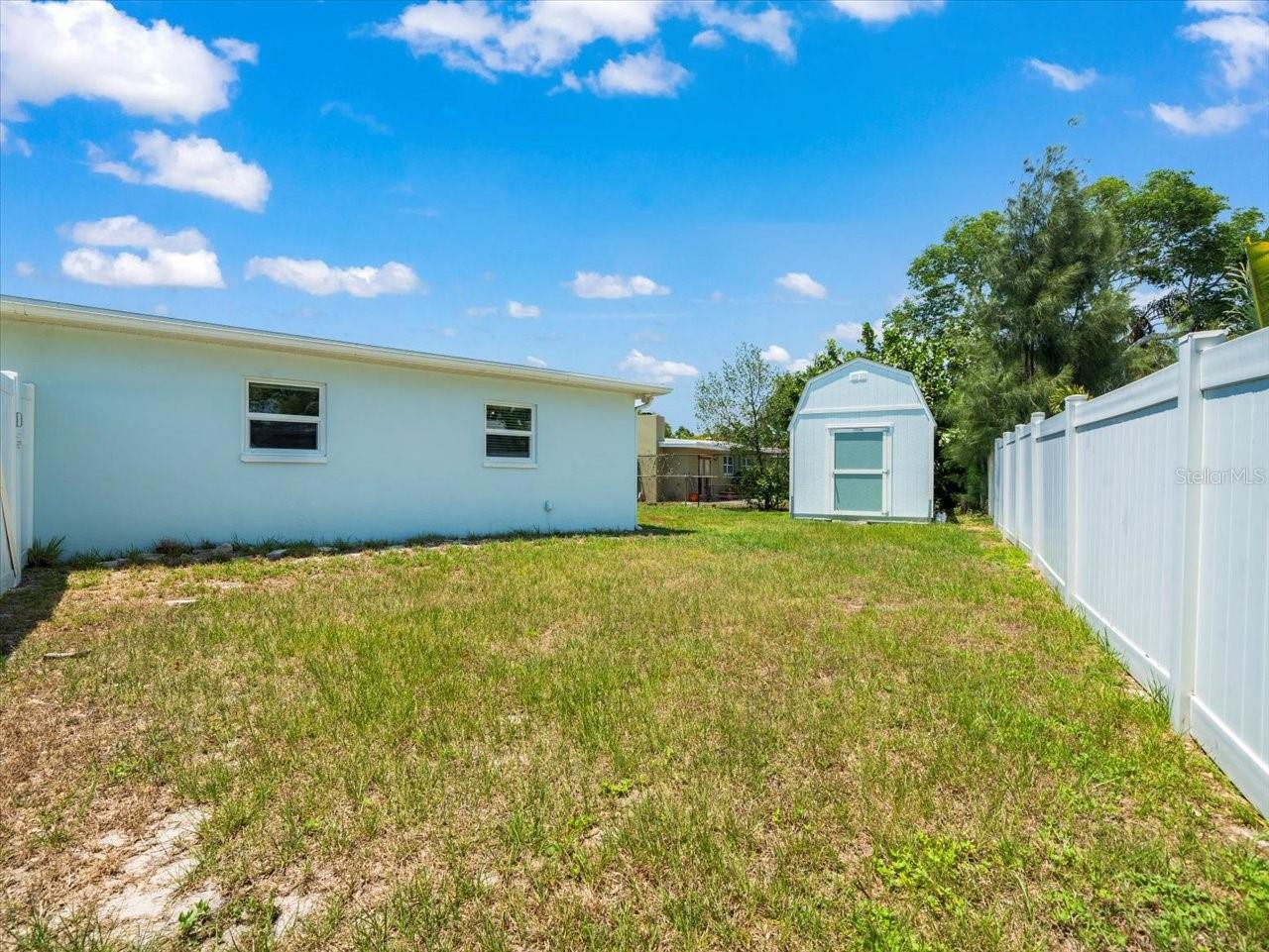 4005 W COACHMAN AVE, TAMPA, FL, 33611