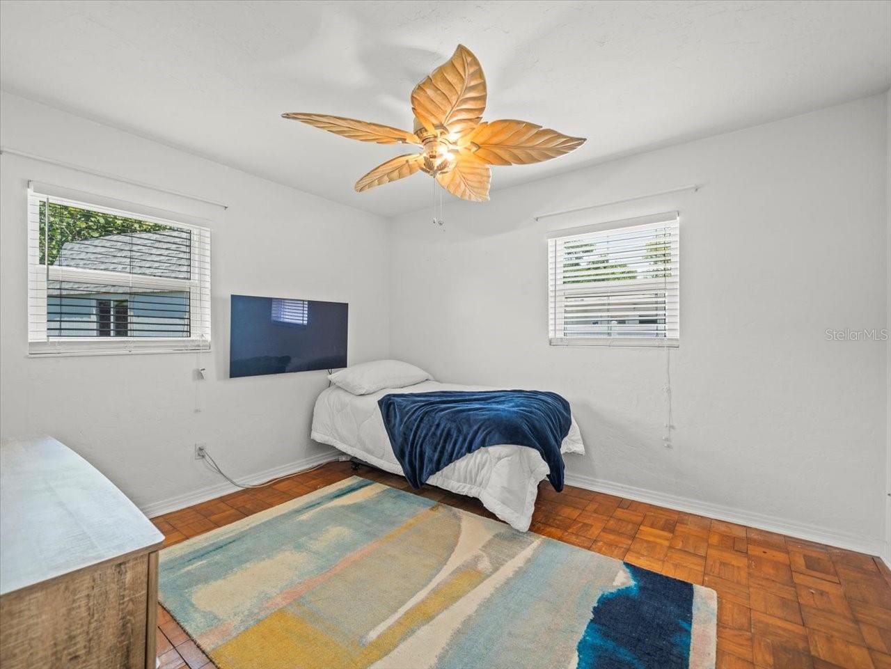 4005 W COACHMAN AVE, TAMPA, FL, 33611