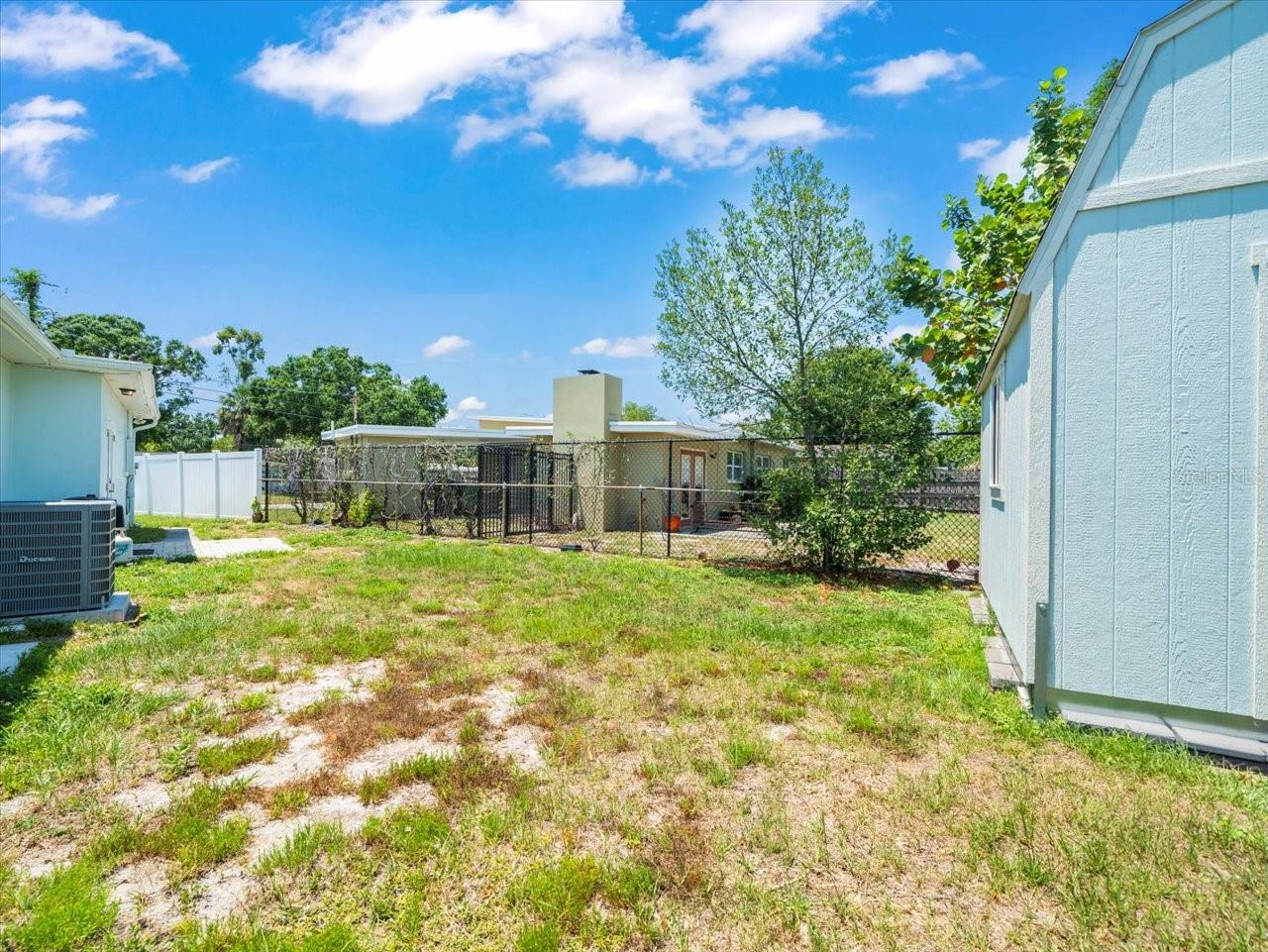 4005 W COACHMAN AVE, TAMPA, FL, 33611