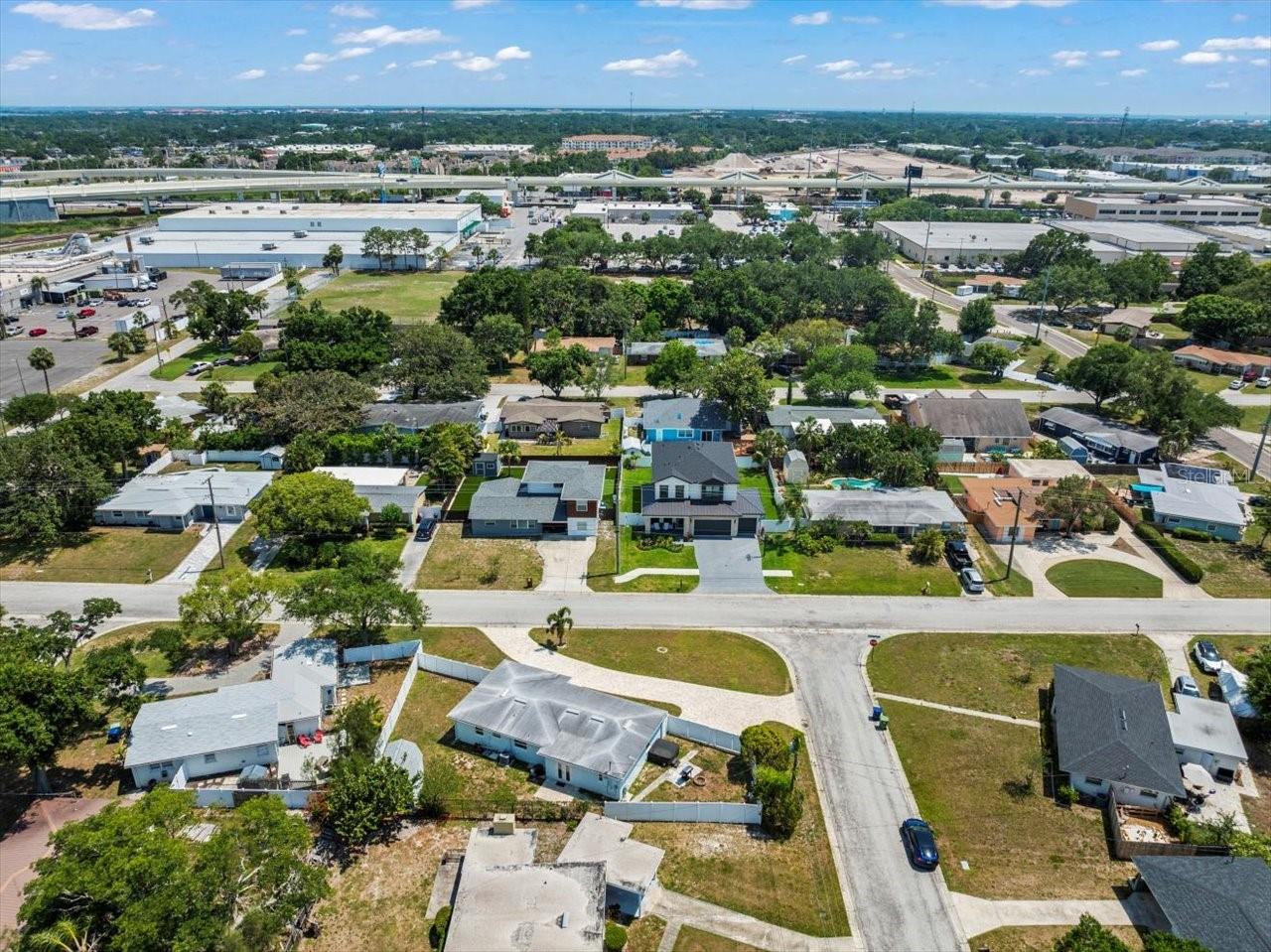 4005 W COACHMAN AVE, TAMPA, FL, 33611