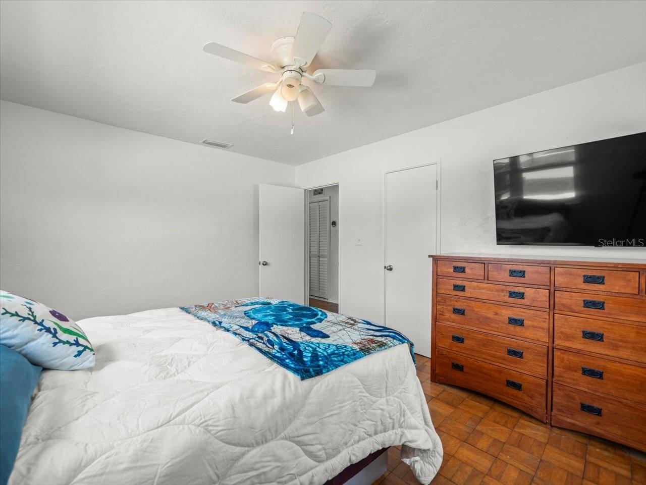 4005 W COACHMAN AVE, TAMPA, FL, 33611