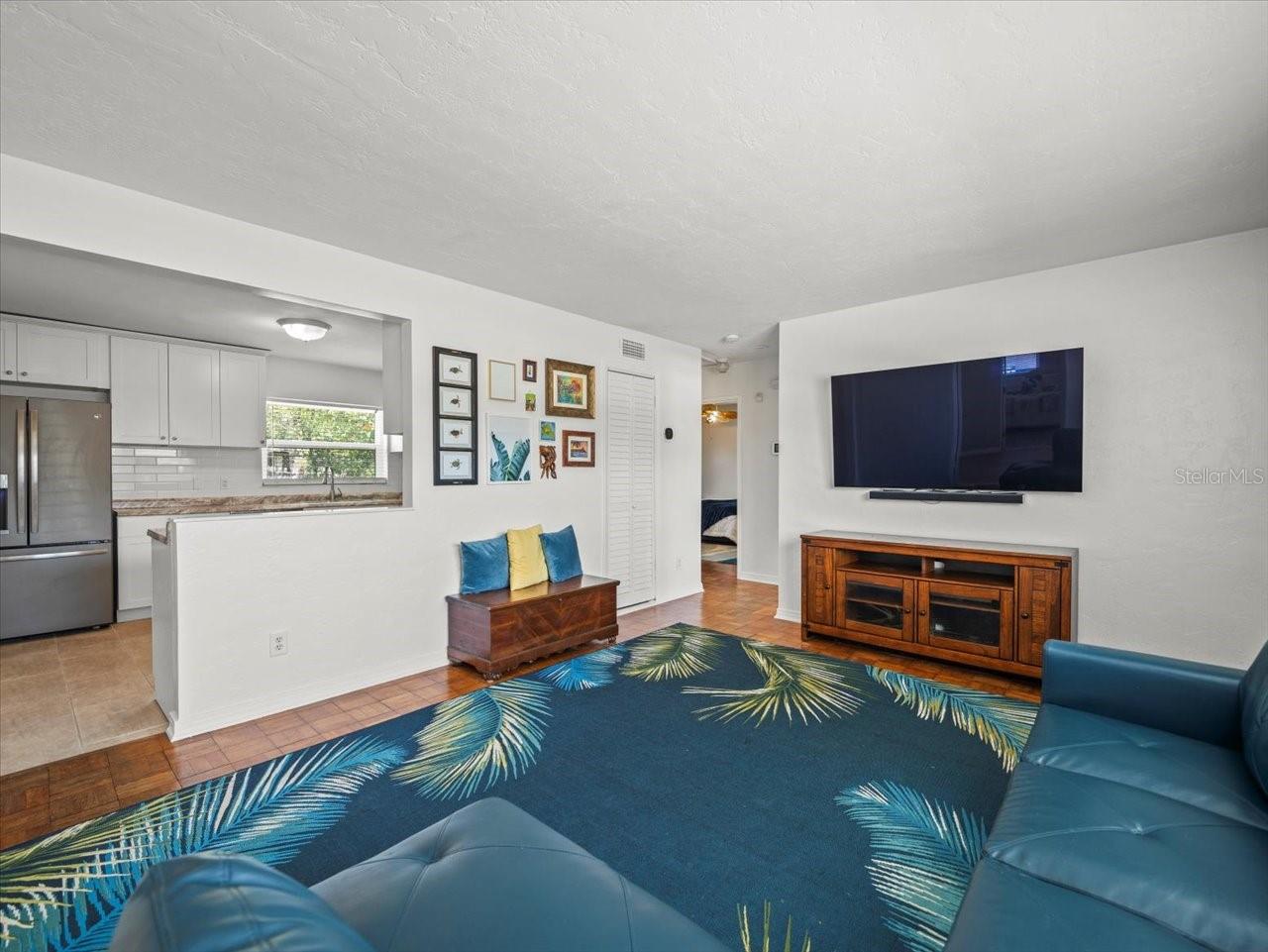 4005 W COACHMAN AVE, TAMPA, FL, 33611