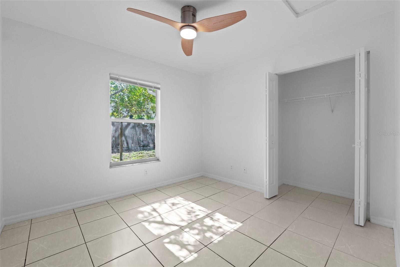 215 BRADBURY AVE, OAK HILL, FL, 32759