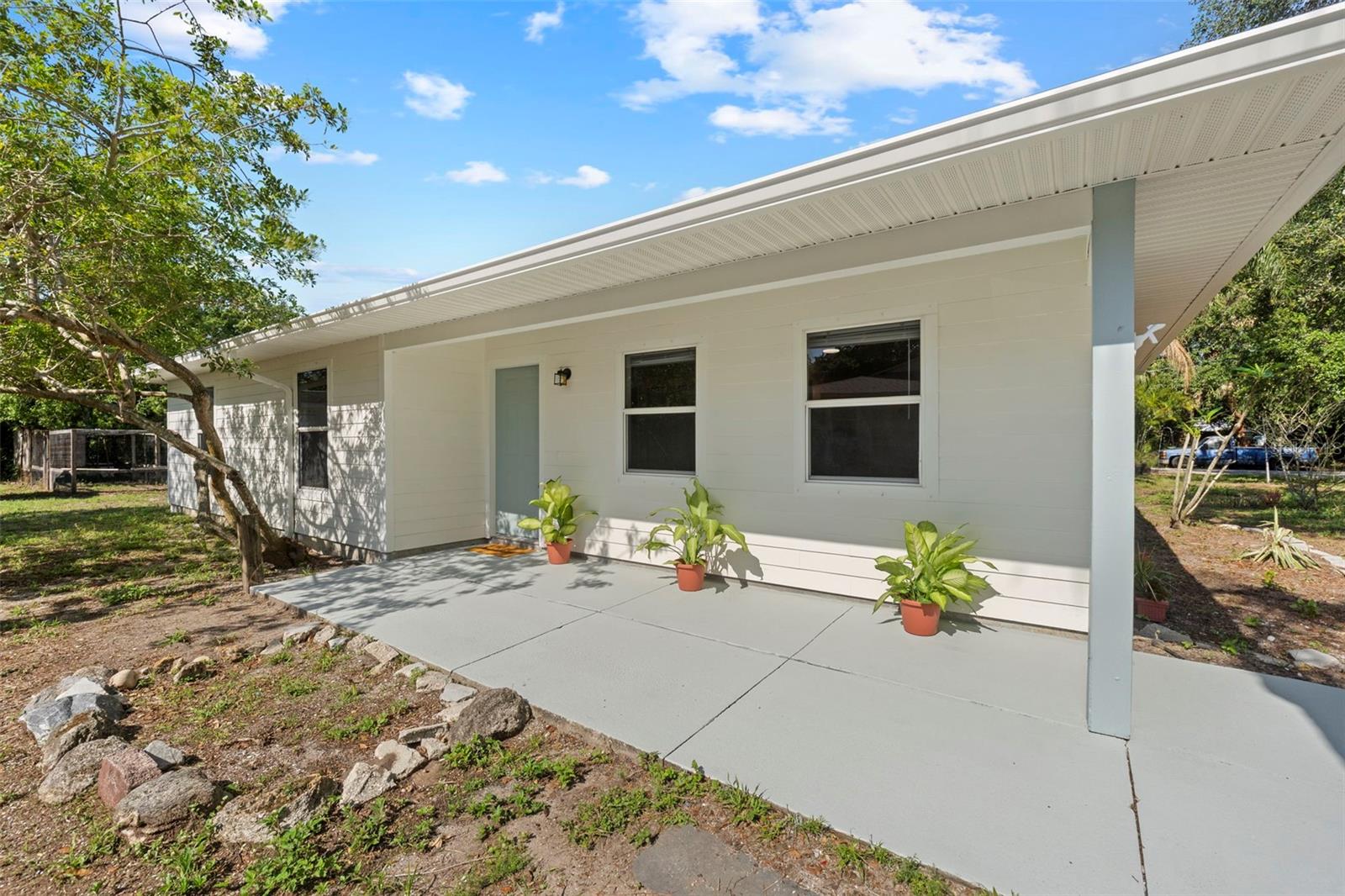 215 BRADBURY AVE, OAK HILL, FL, 32759