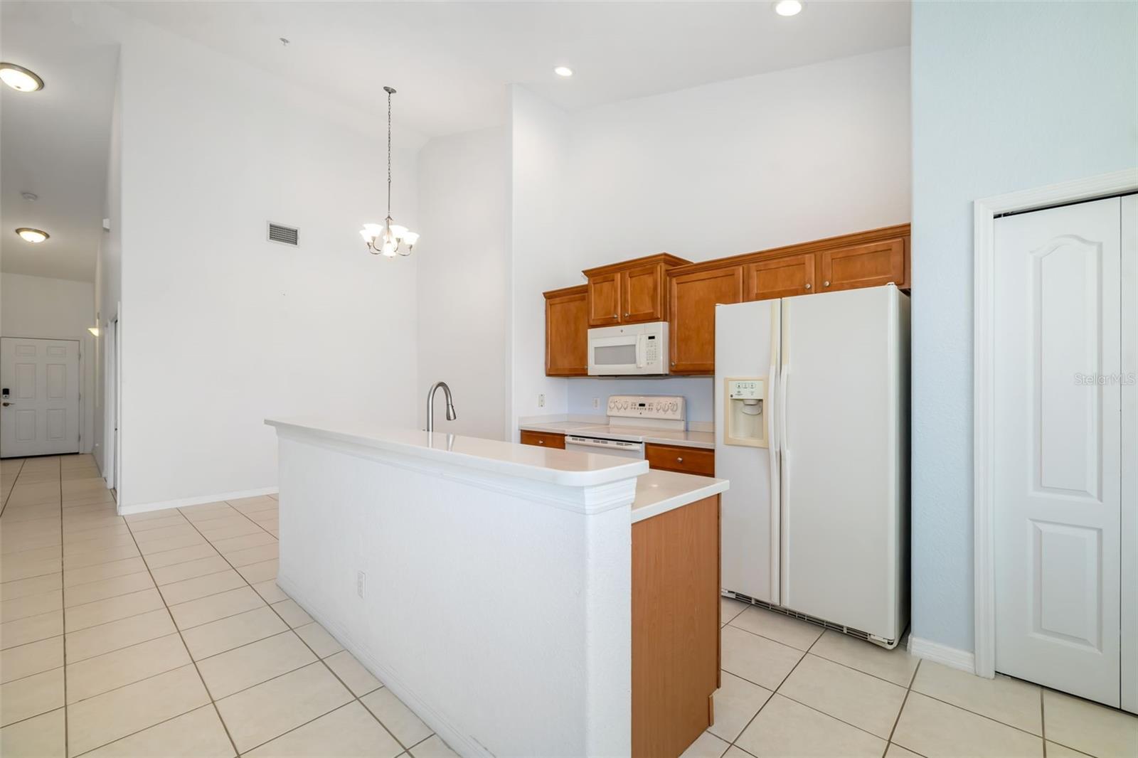 905 FAIRWAYCOVE LN #203, BRADENTON, FL, 34212