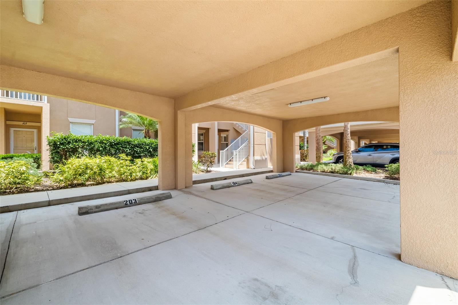 905 FAIRWAYCOVE LN #203, BRADENTON, FL, 34212