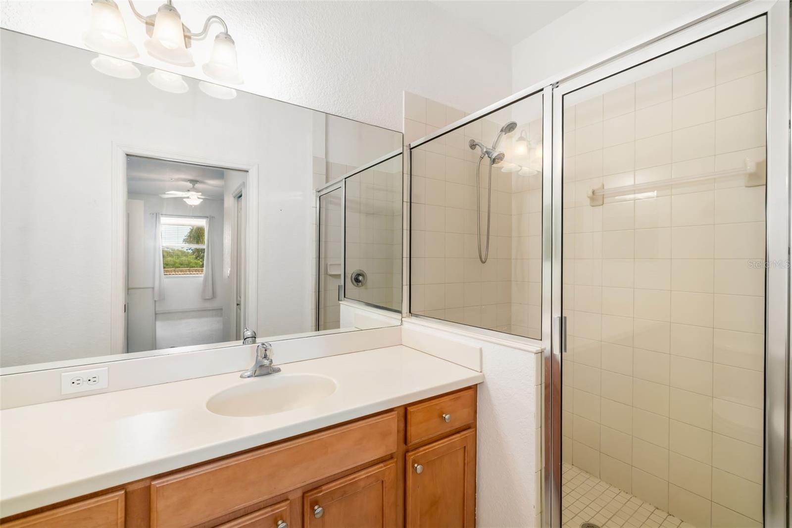 905 FAIRWAYCOVE LN #203, BRADENTON, FL, 34212