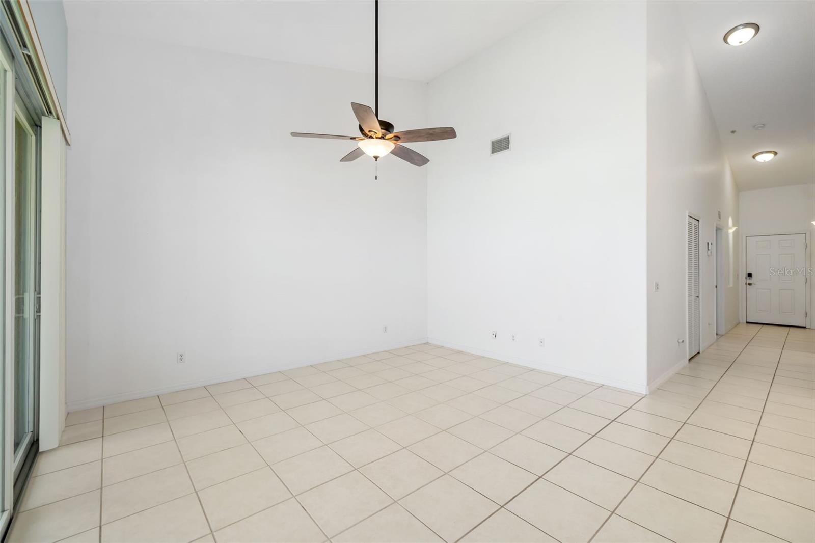 905 FAIRWAYCOVE LN #203, BRADENTON, FL, 34212