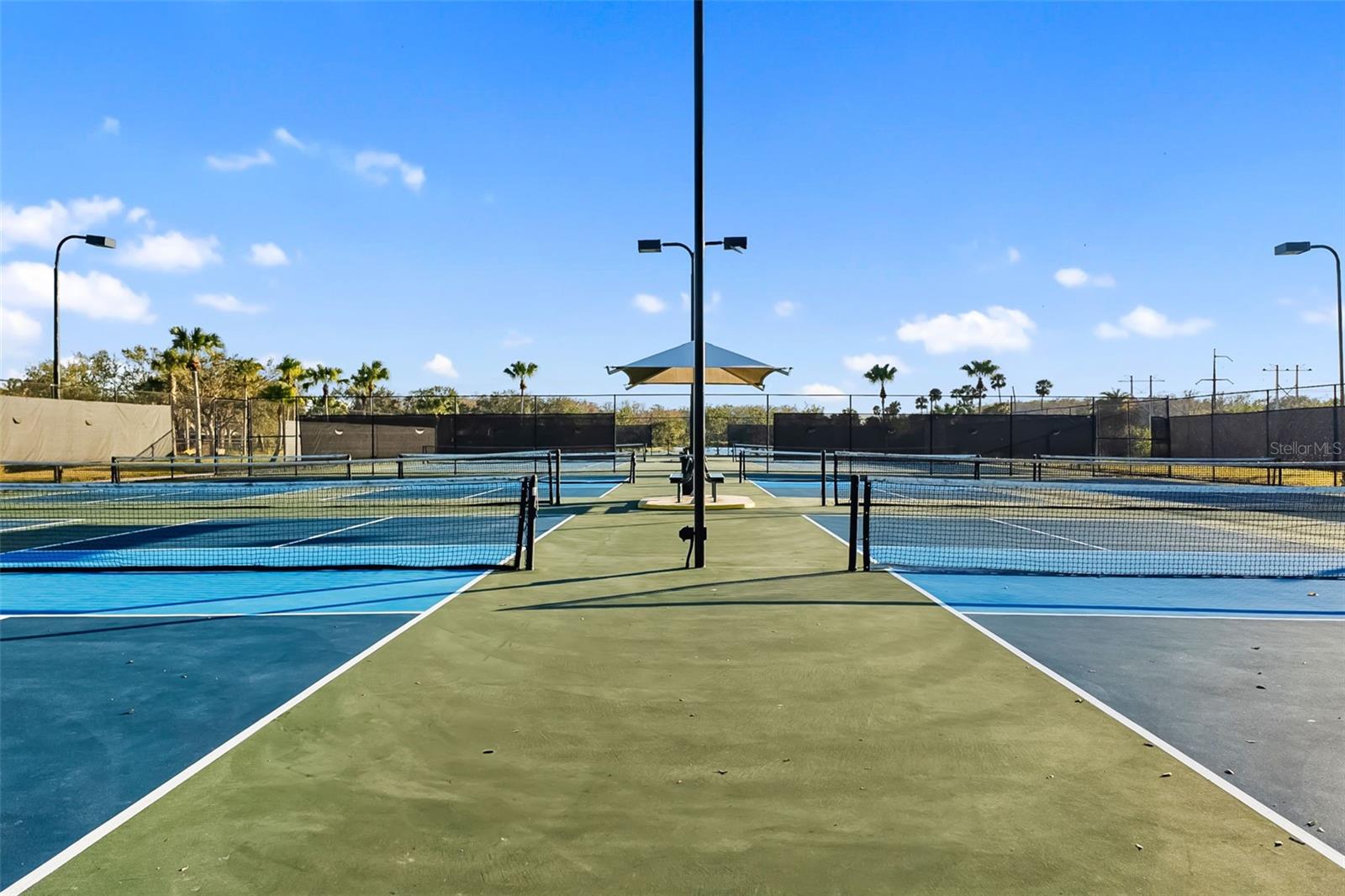 905 FAIRWAYCOVE LN #203, BRADENTON, FL, 34212