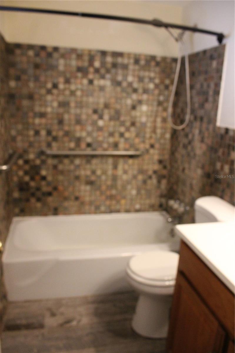 6017 CENTRAL AVE, NEW PORT RICHEY, FL, 34653