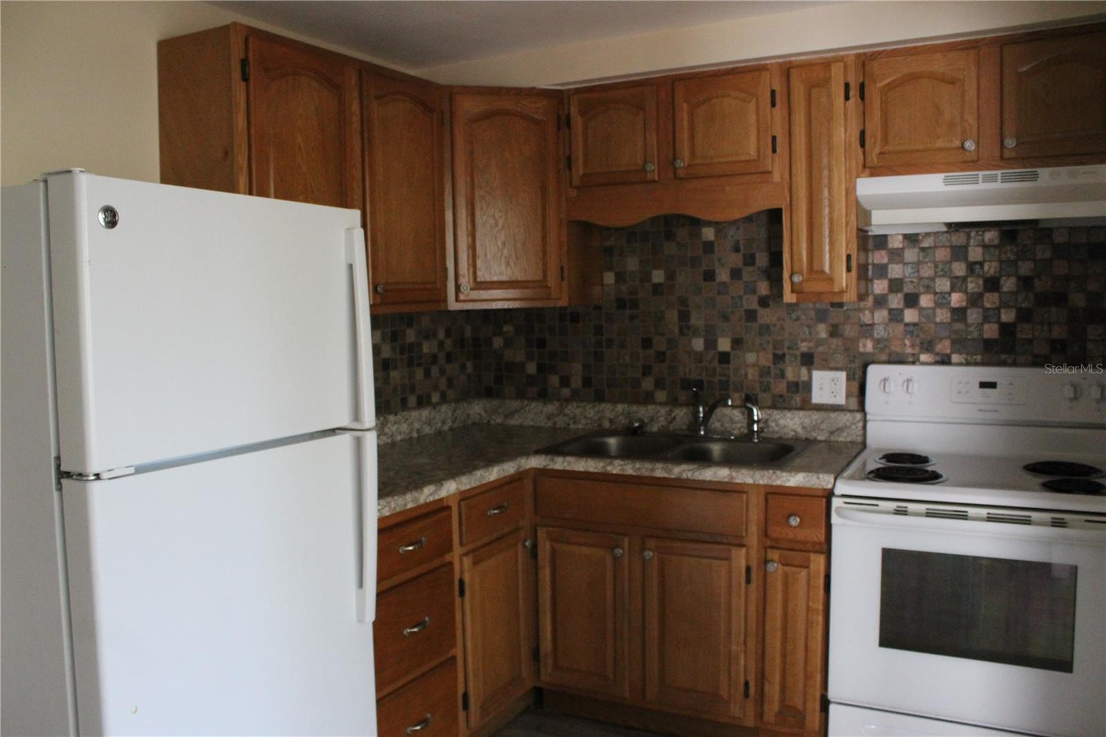 6017 CENTRAL AVE, NEW PORT RICHEY, FL, 34653