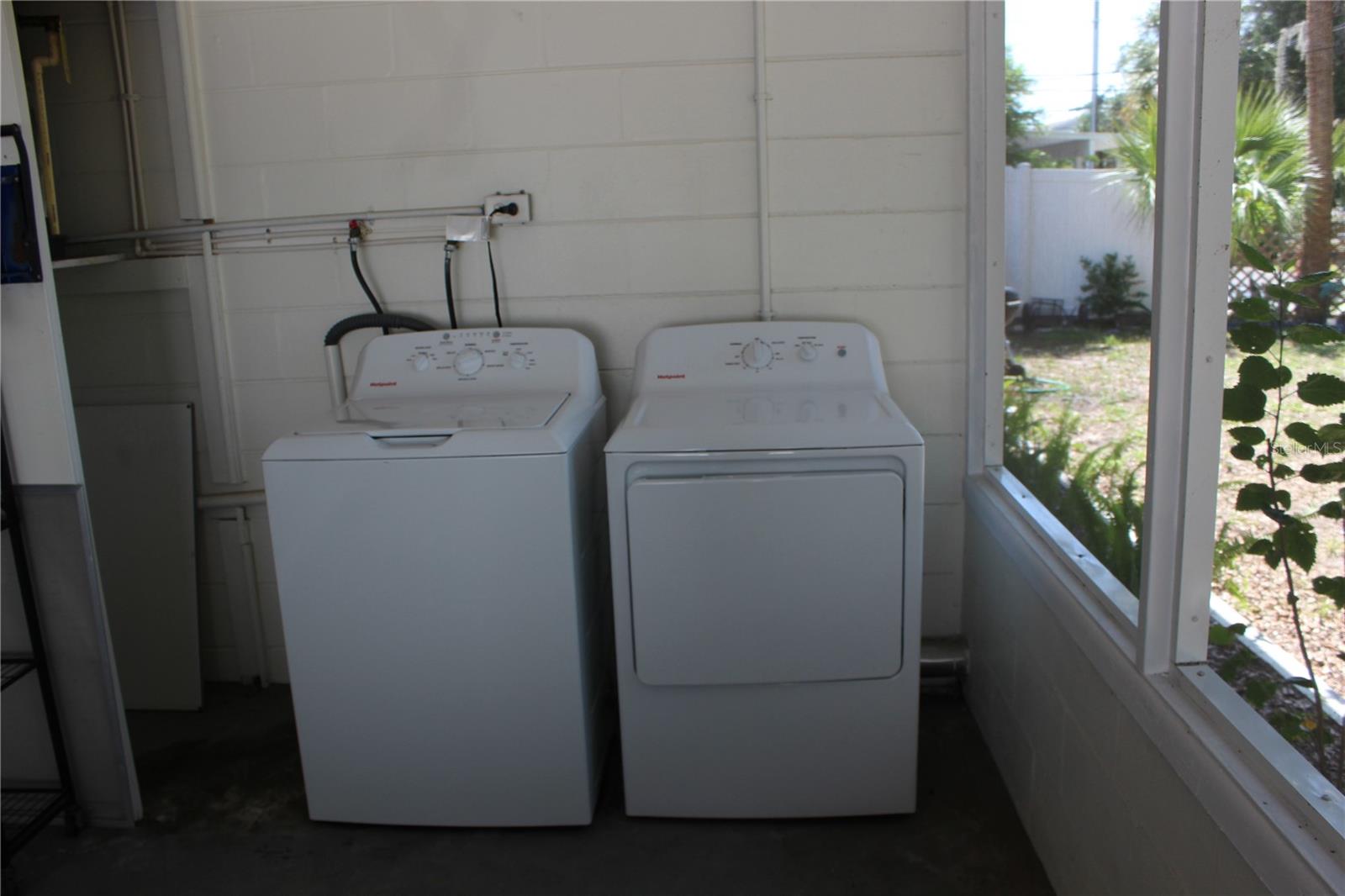 6017 CENTRAL AVE, NEW PORT RICHEY, FL, 34653