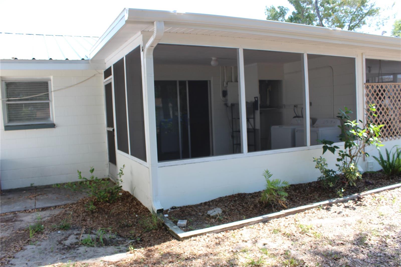 6017 CENTRAL AVE, NEW PORT RICHEY, FL, 34653