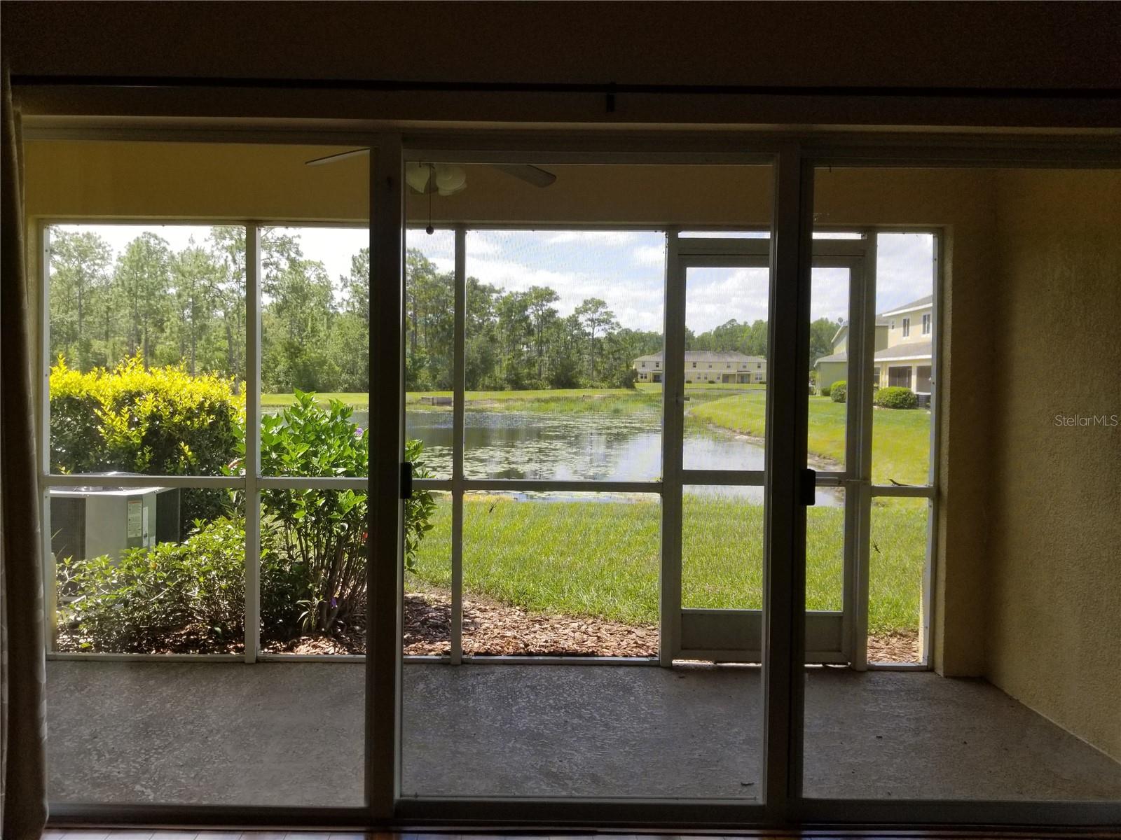 8575 TRAIL WIND DR, TAMPA, FL, 33647