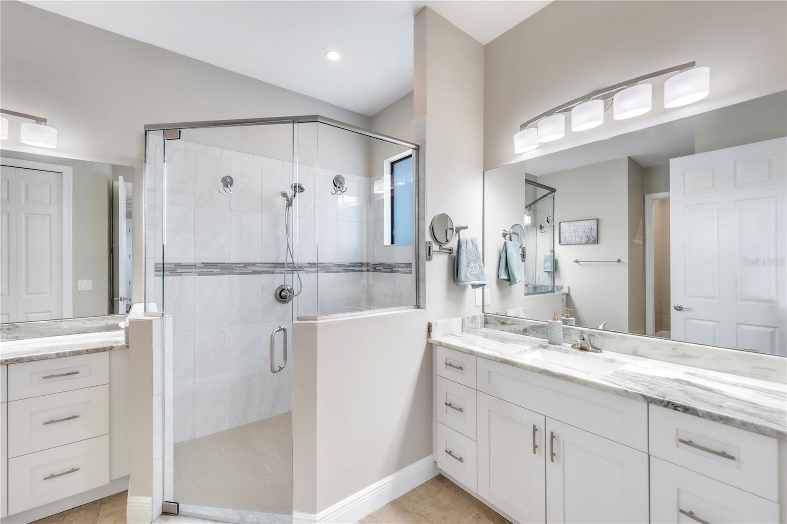 2341 NW 36TH PL, CAPE CORAL, FL, 33993