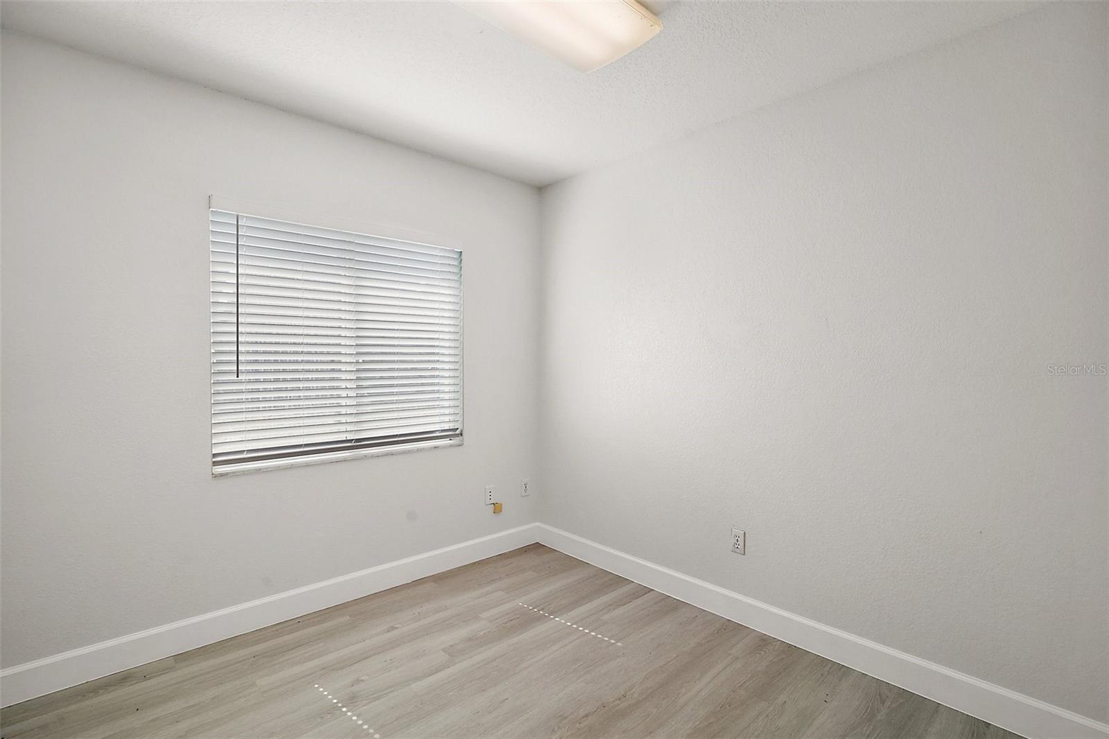 9846 US HIGHWAY 441, LEESBURG, FL, 34788