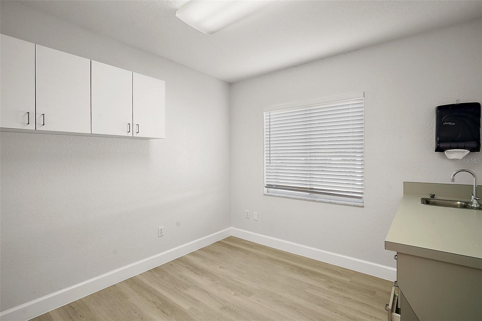 9846 US HIGHWAY 441, LEESBURG, FL, 34788