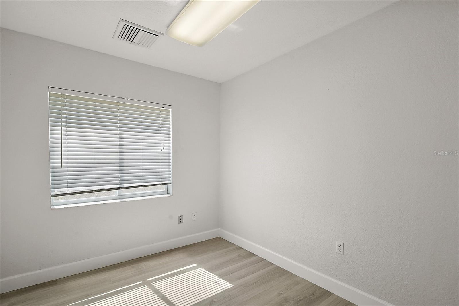 9846 US HIGHWAY 441, LEESBURG, FL, 34788