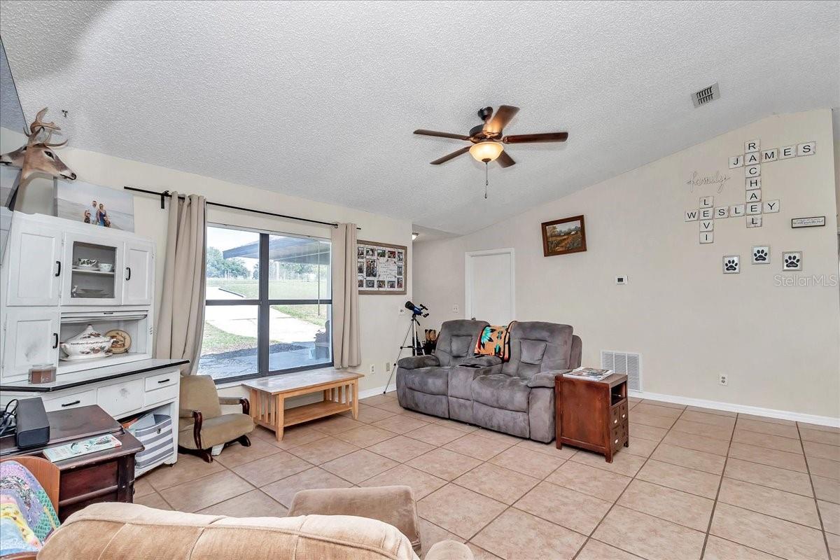 16386 SE 156TH PLACE RD, WEIRSDALE, FL, 32195