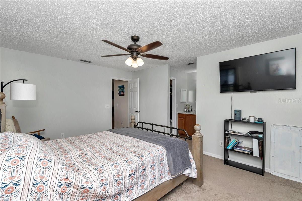 16386 SE 156TH PLACE RD, WEIRSDALE, FL, 32195