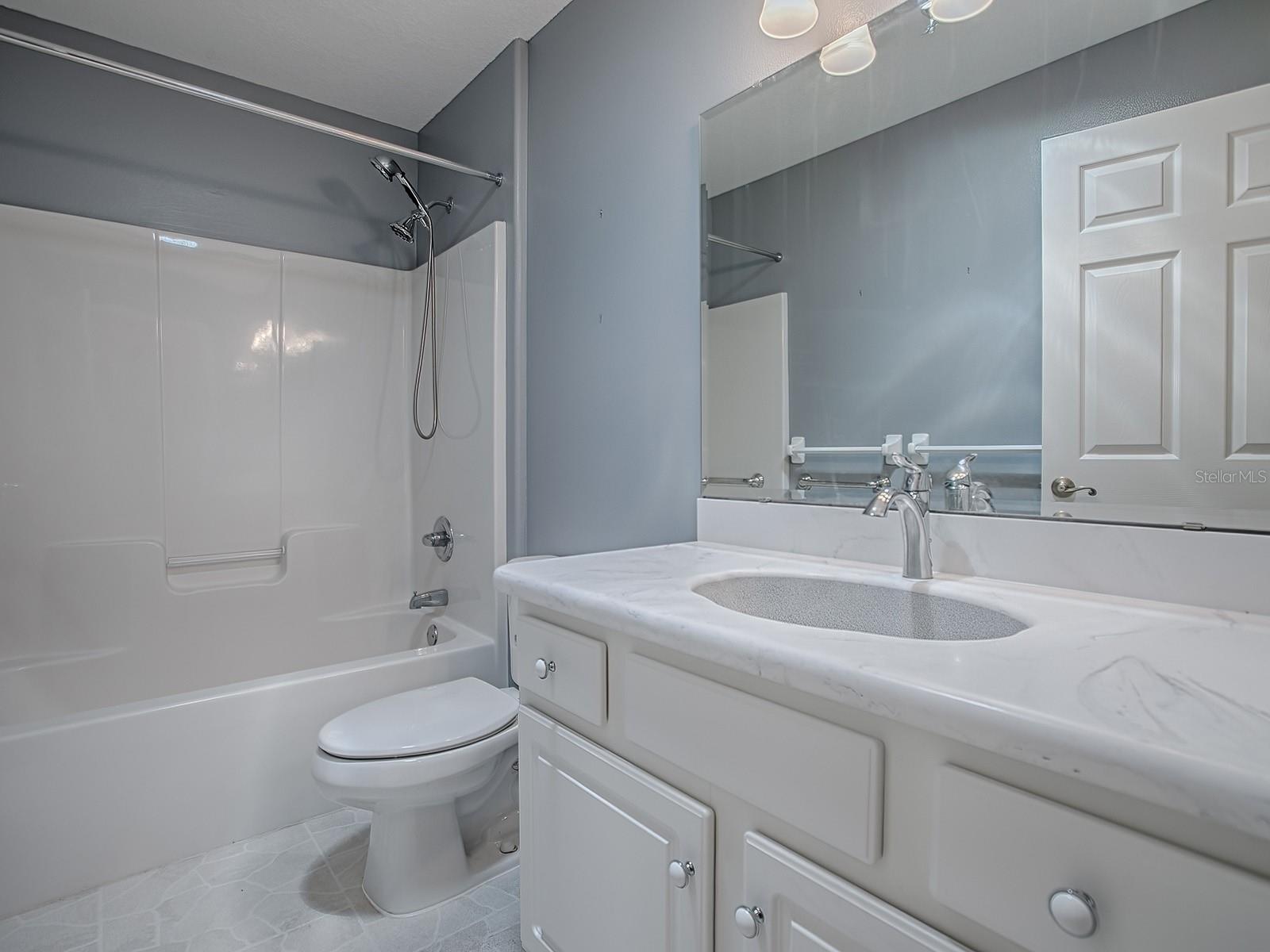 1016 EAGLES LNDG, LEESBURG, FL, 34748