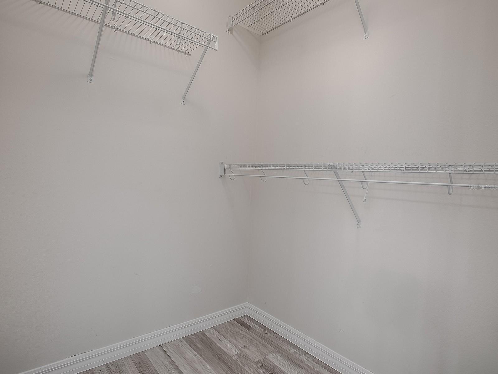 1016 EAGLES LNDG, LEESBURG, FL, 34748