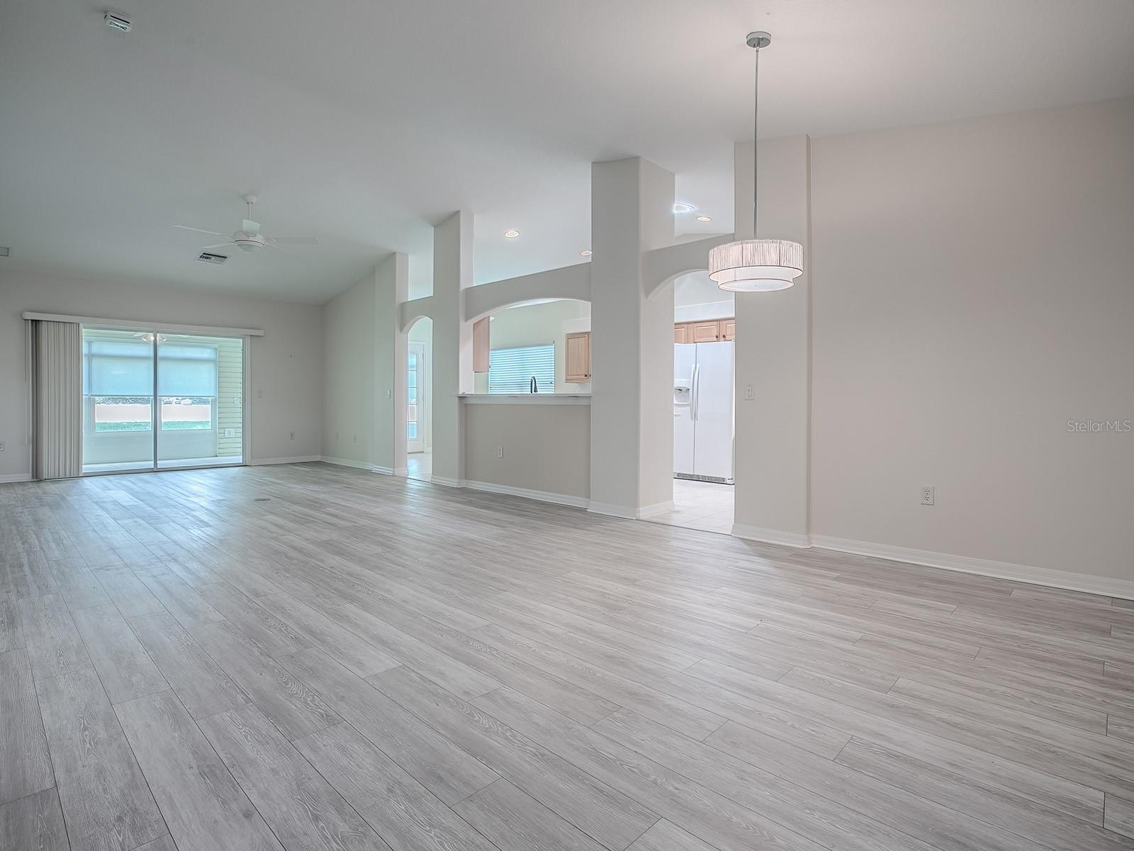 1016 EAGLES LNDG, LEESBURG, FL, 34748