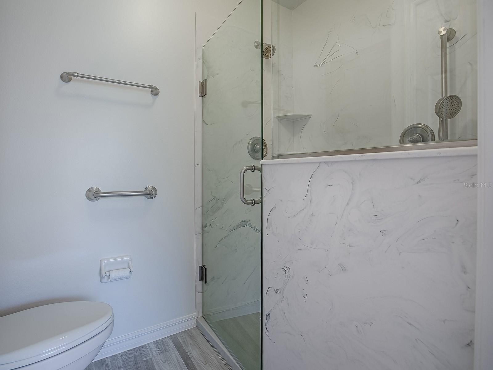 1016 EAGLES LNDG, LEESBURG, FL, 34748