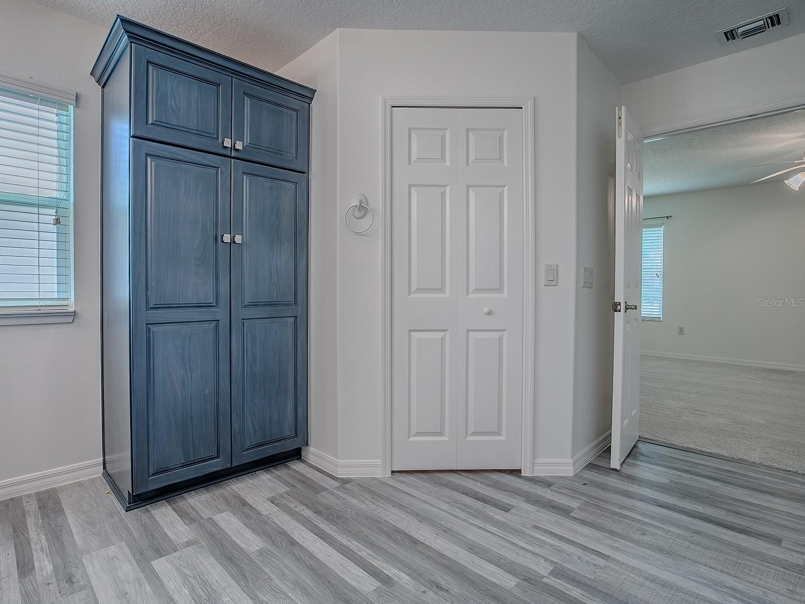 1016 EAGLES LNDG, LEESBURG, FL, 34748