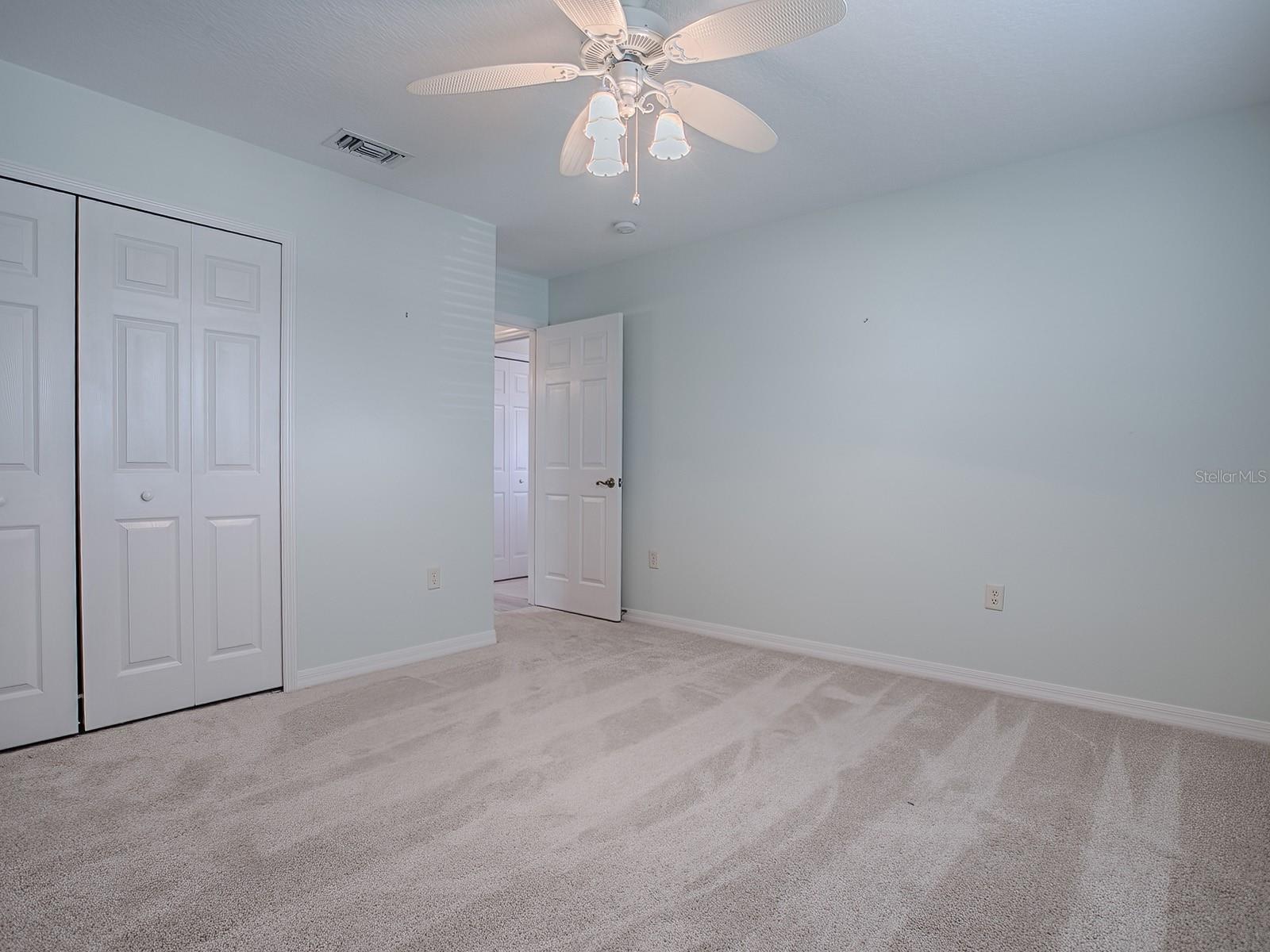 1016 EAGLES LNDG, LEESBURG, FL, 34748