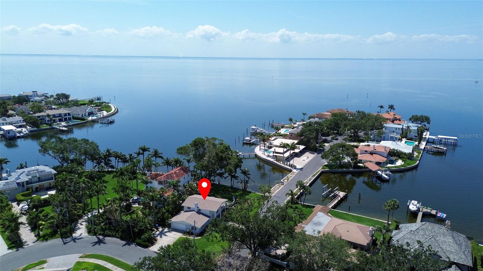 11 BRIGHTWATERS CIR NE, ST PETERSBURG, FL, 33704