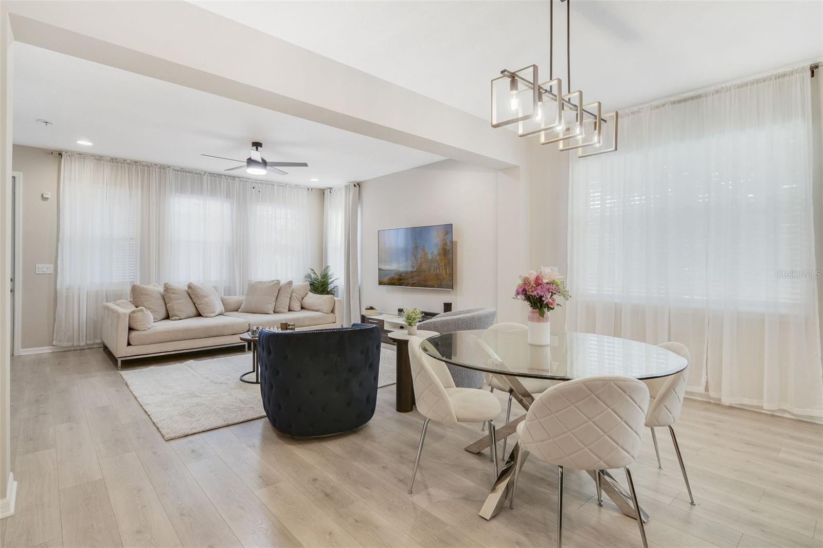 8042 GLENLLOYD AVE, WINTER GARDEN, FL, 34787