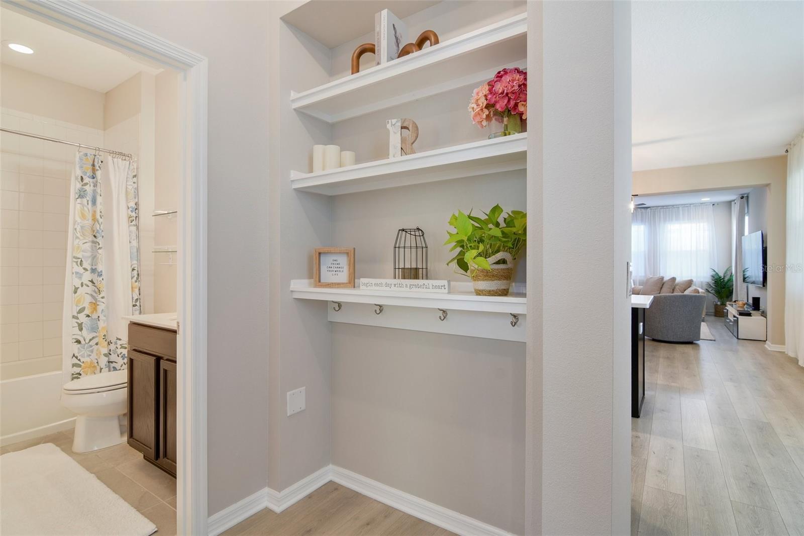 8042 GLENLLOYD AVE, WINTER GARDEN, FL, 34787