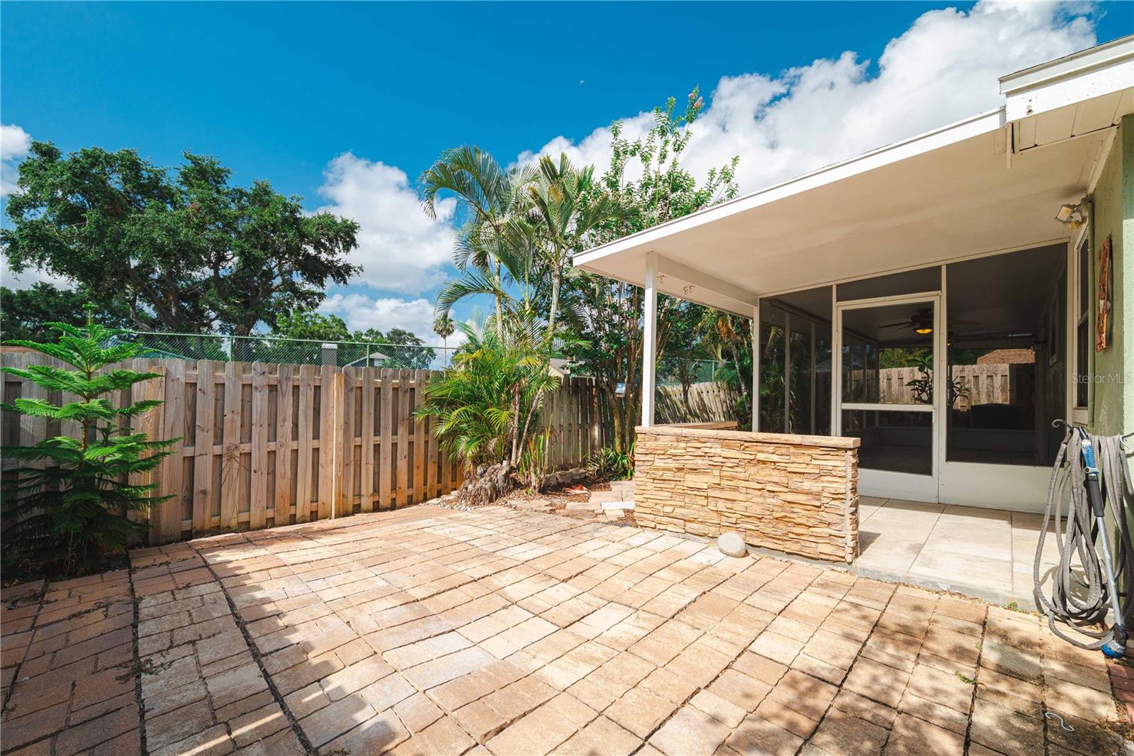 1869 SPRINGBUSH LN, CLEARWATER, FL, 33763