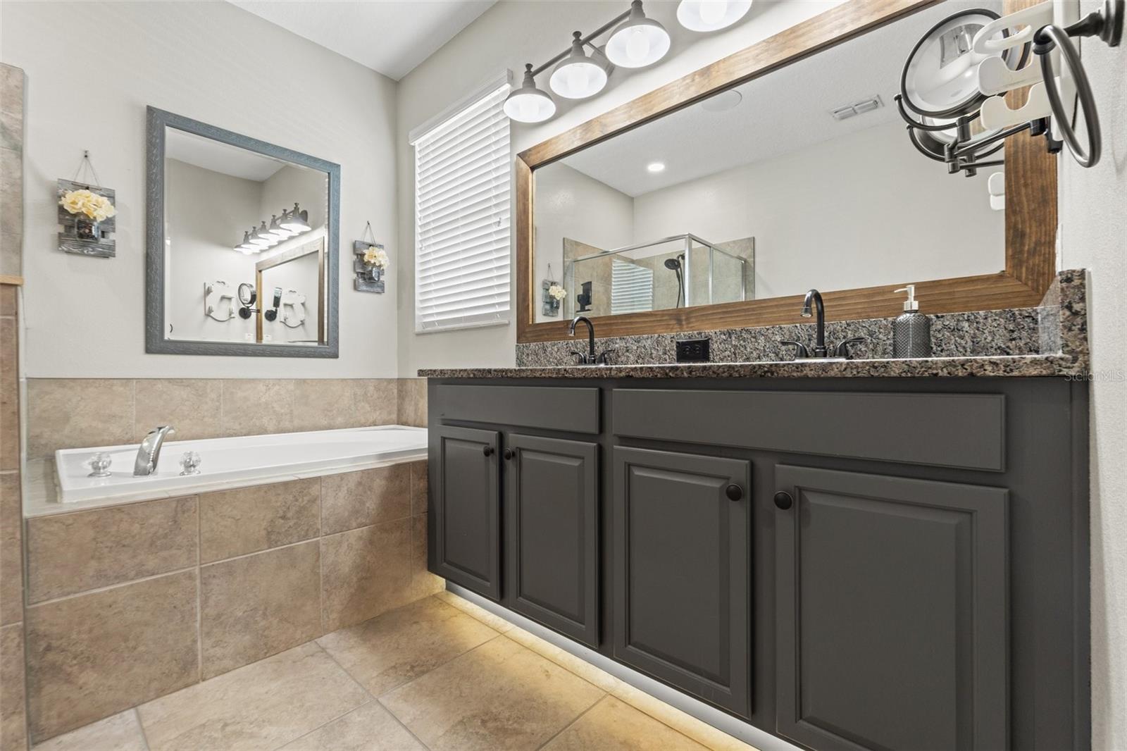 6670 PADEN WHEEL ST, ZEPHYRHILLS, FL, 33541