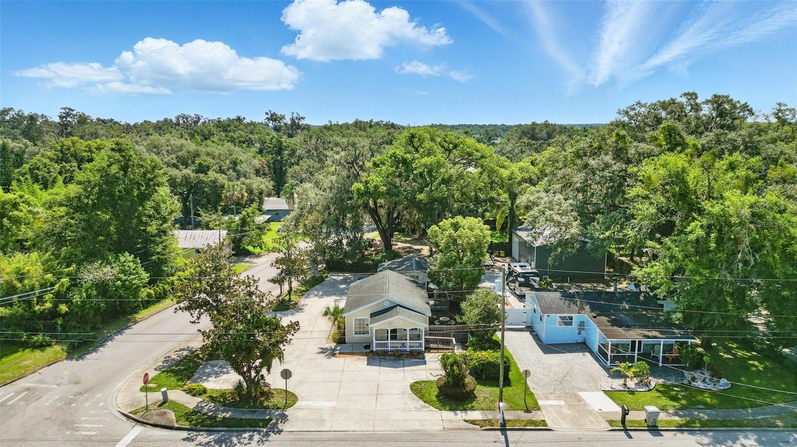 205 S HIGHLAND AVE, APOPKA, FL, 32703