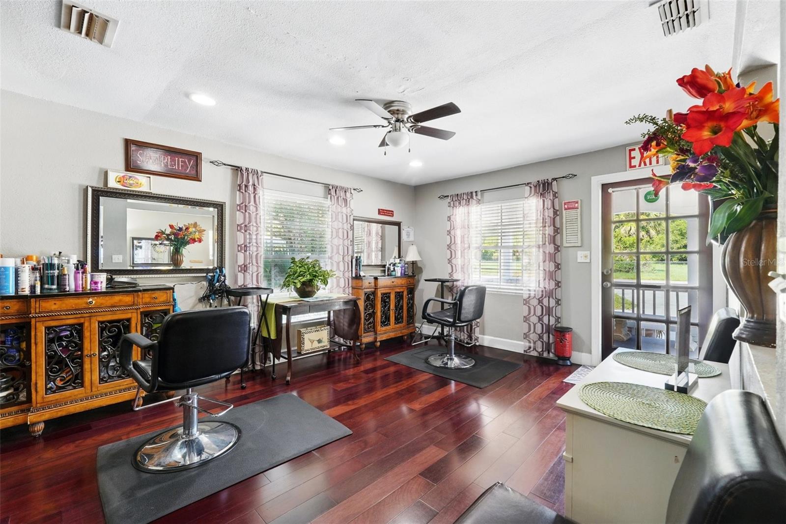 205 S HIGHLAND AVE, APOPKA, FL, 32703