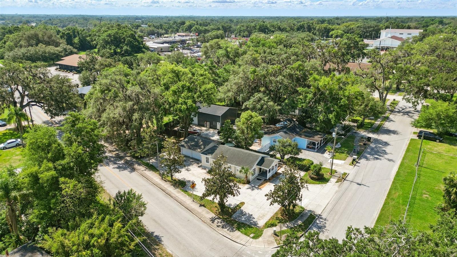 205 S HIGHLAND AVE, APOPKA, FL, 32703