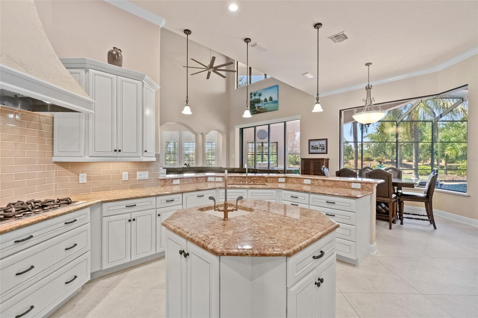 6808 BELMONT CT, LAKEWOOD RANCH, FL, 34202