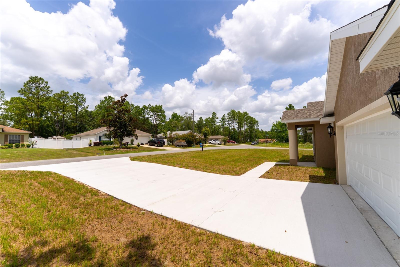 68 MALAUKA RD, OCKLAWAHA, FL, 32179